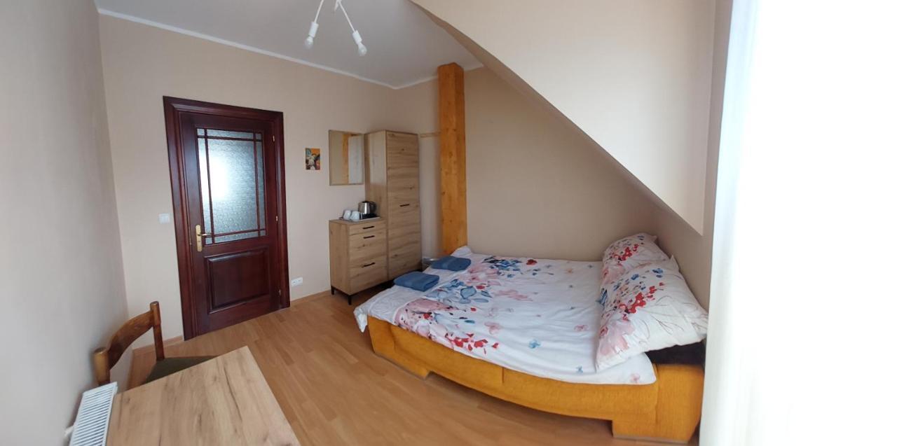 Dionizy Hotel Косаково Екстериор снимка